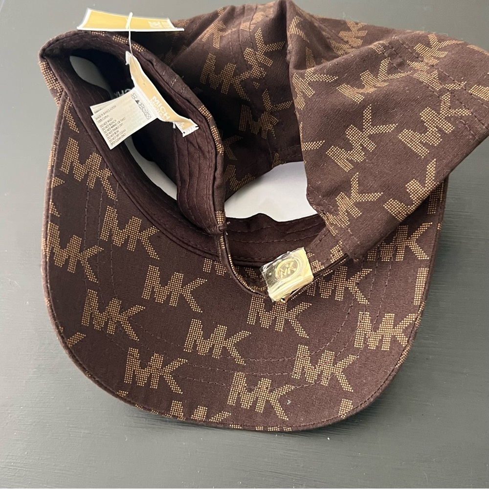 Michael Kors Brown Signature Logo Print Ball Cap NWT - Picture 2 of 4
